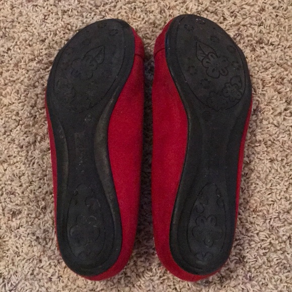 Red ballet flats - Picture 5 of 5